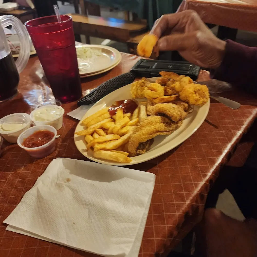 Catfish Shrimp and Fries